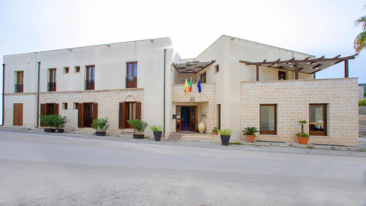 Insula Hotel Favignana Exterior photo
