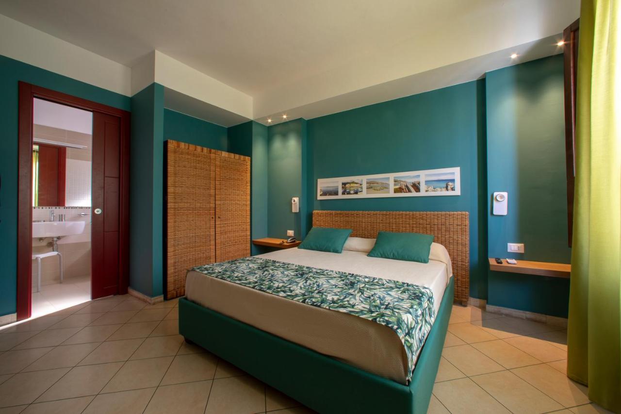 Insula Hotel Favignana Exterior photo