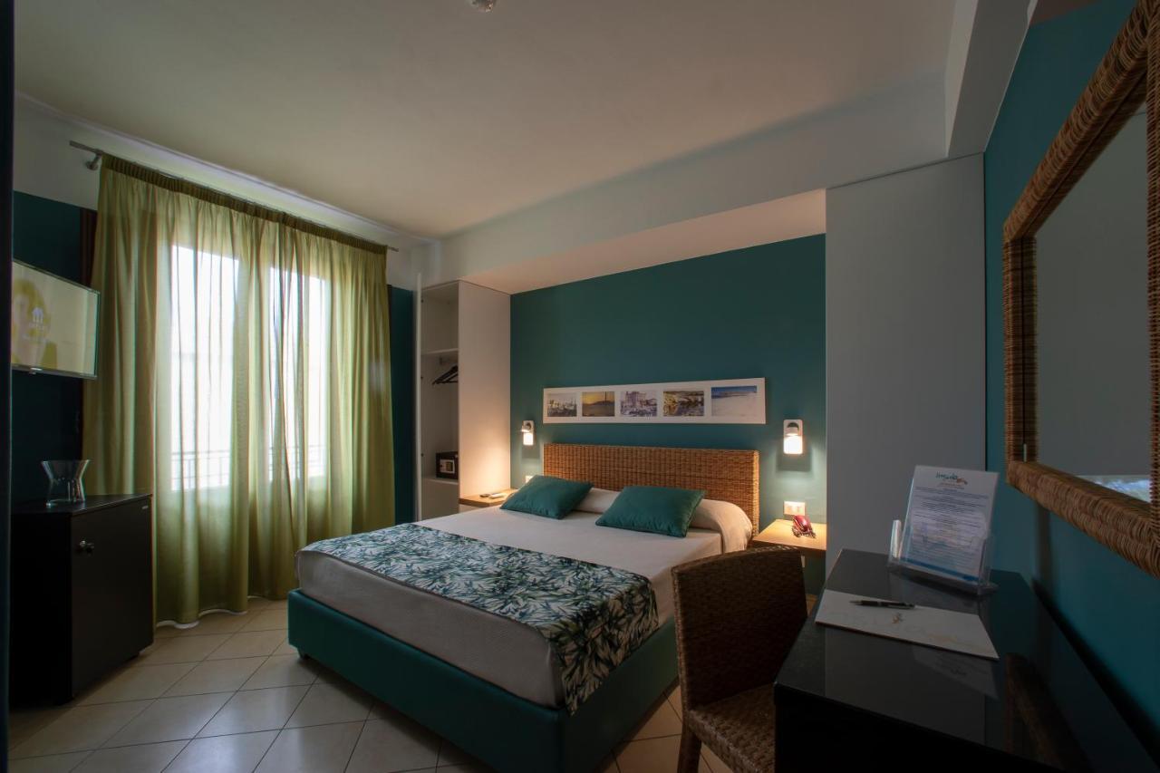 Insula Hotel Favignana Exterior photo